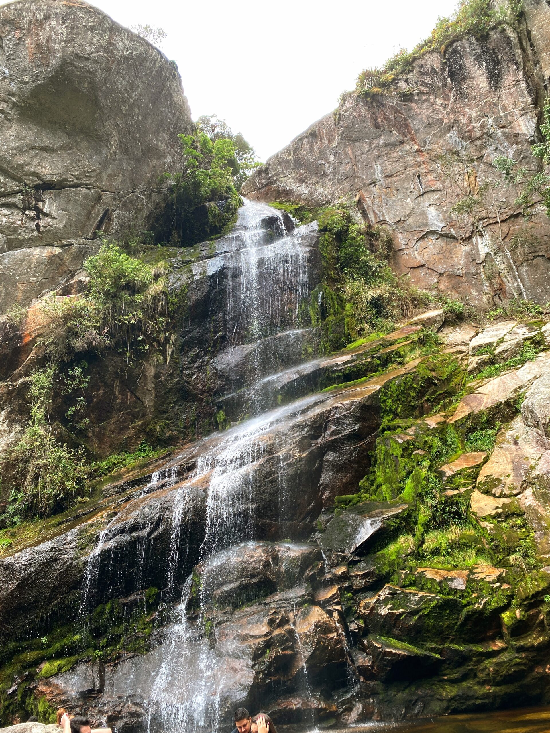 Cachoeira Véu de Noiva no Parnaso Petrópolis RJ